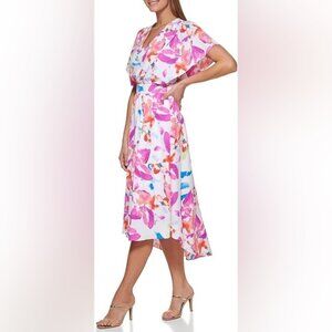 DKNY V-neck pink Flutter Sleeve Smocked Chiffon Flowy Midi Dress Size 8 M lined